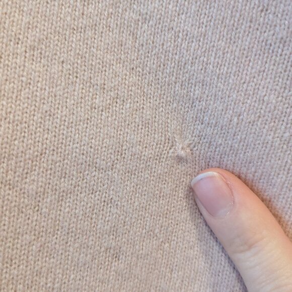 Pringle Scotland 100% Cashmere Pink Turtleneck Size Med Womens VTG 80's Sweater - Picture 12 of 15